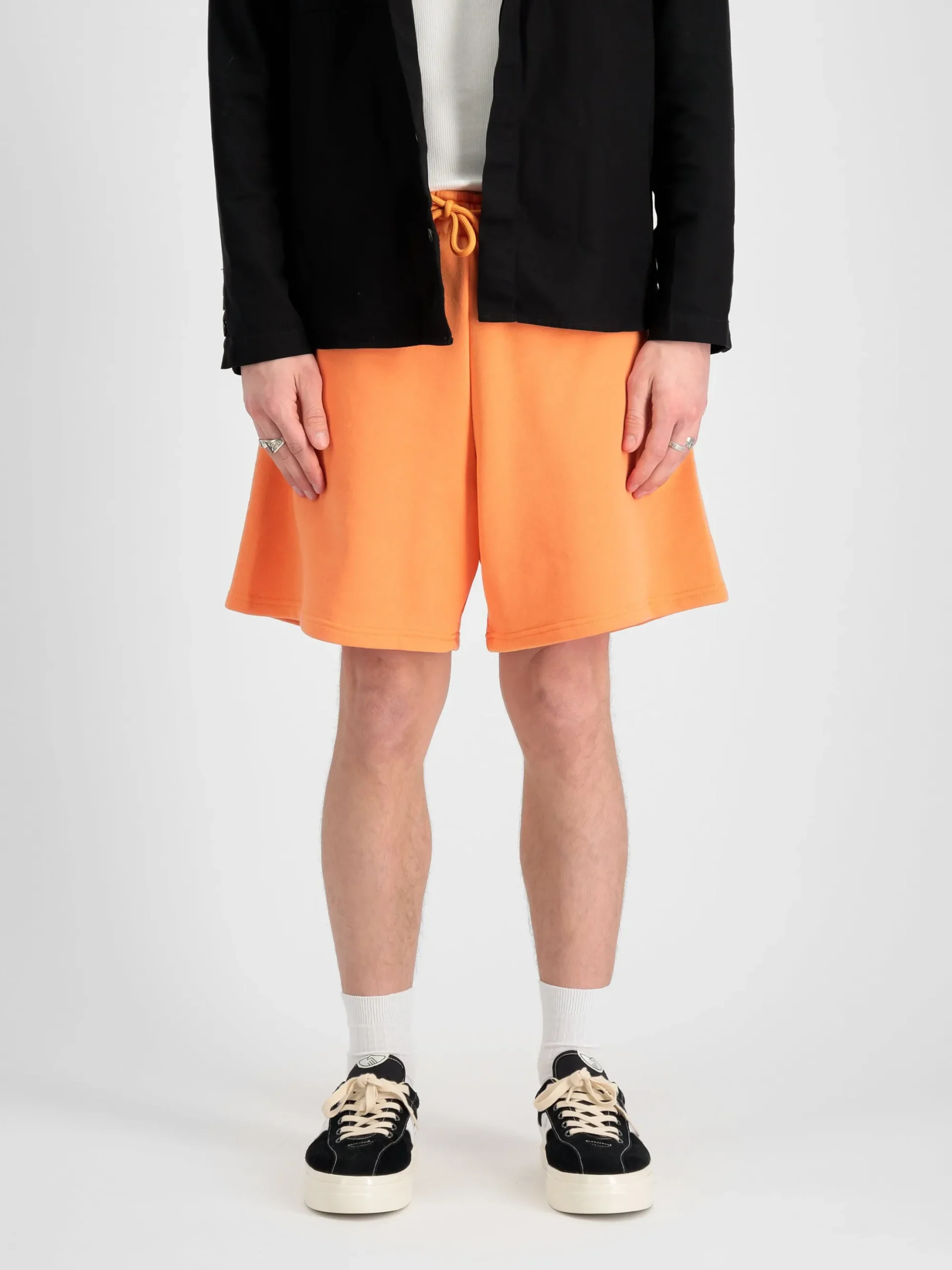 ALPHA ESSENTIAL RELAXED SHORT