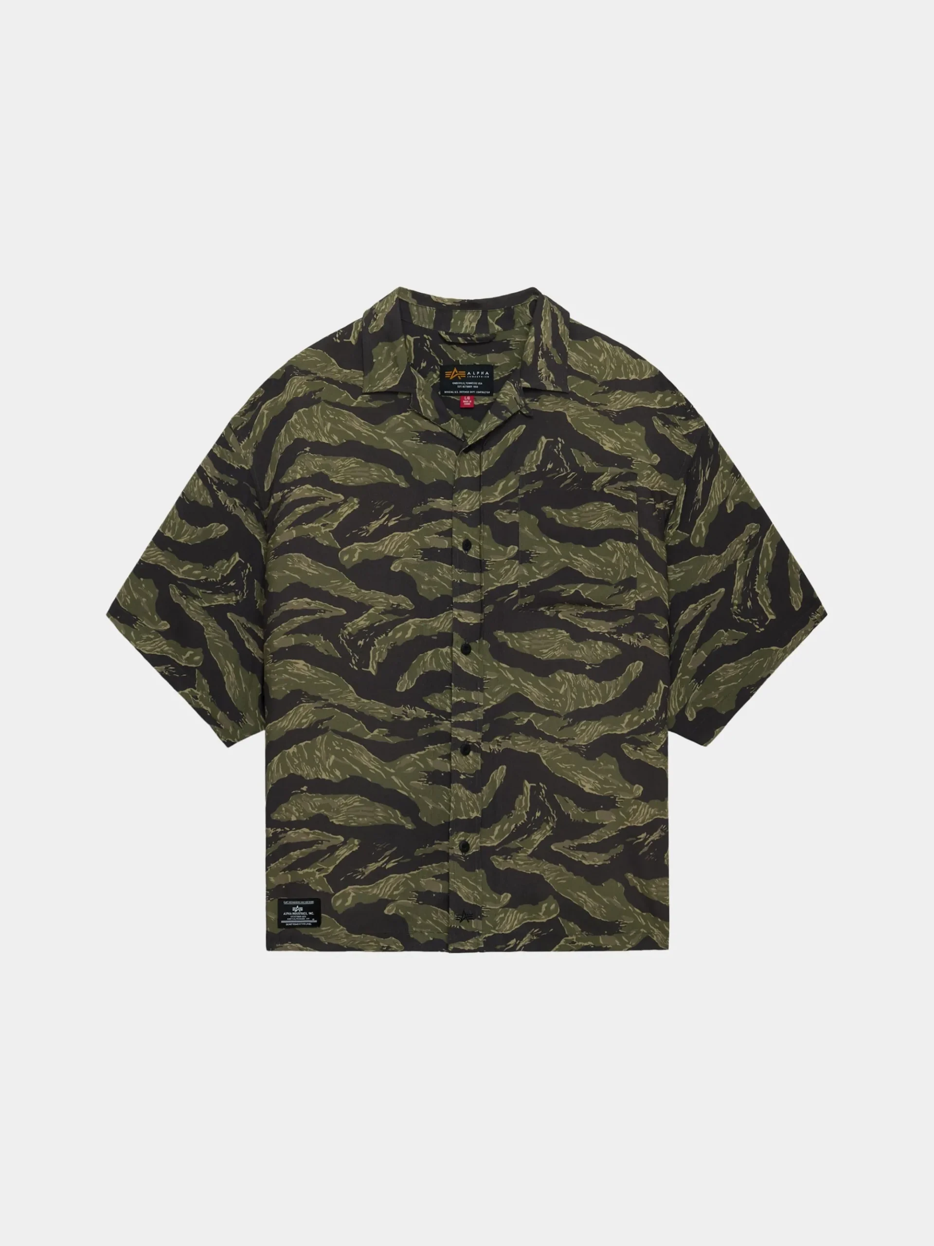 CAMO RELAXED CAMP SHORT SLEEVE SHIRT