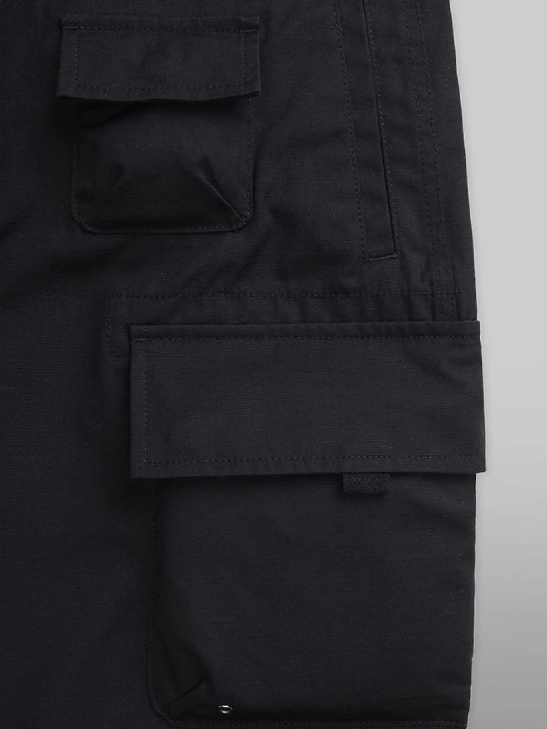 CONVERTIBLE CARGO PANT (BLACK)