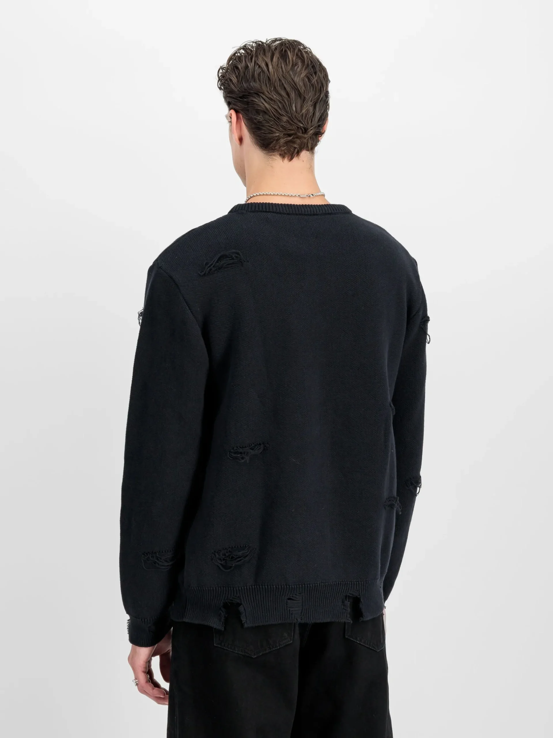 DISTRESSED LOGO PULLOVER