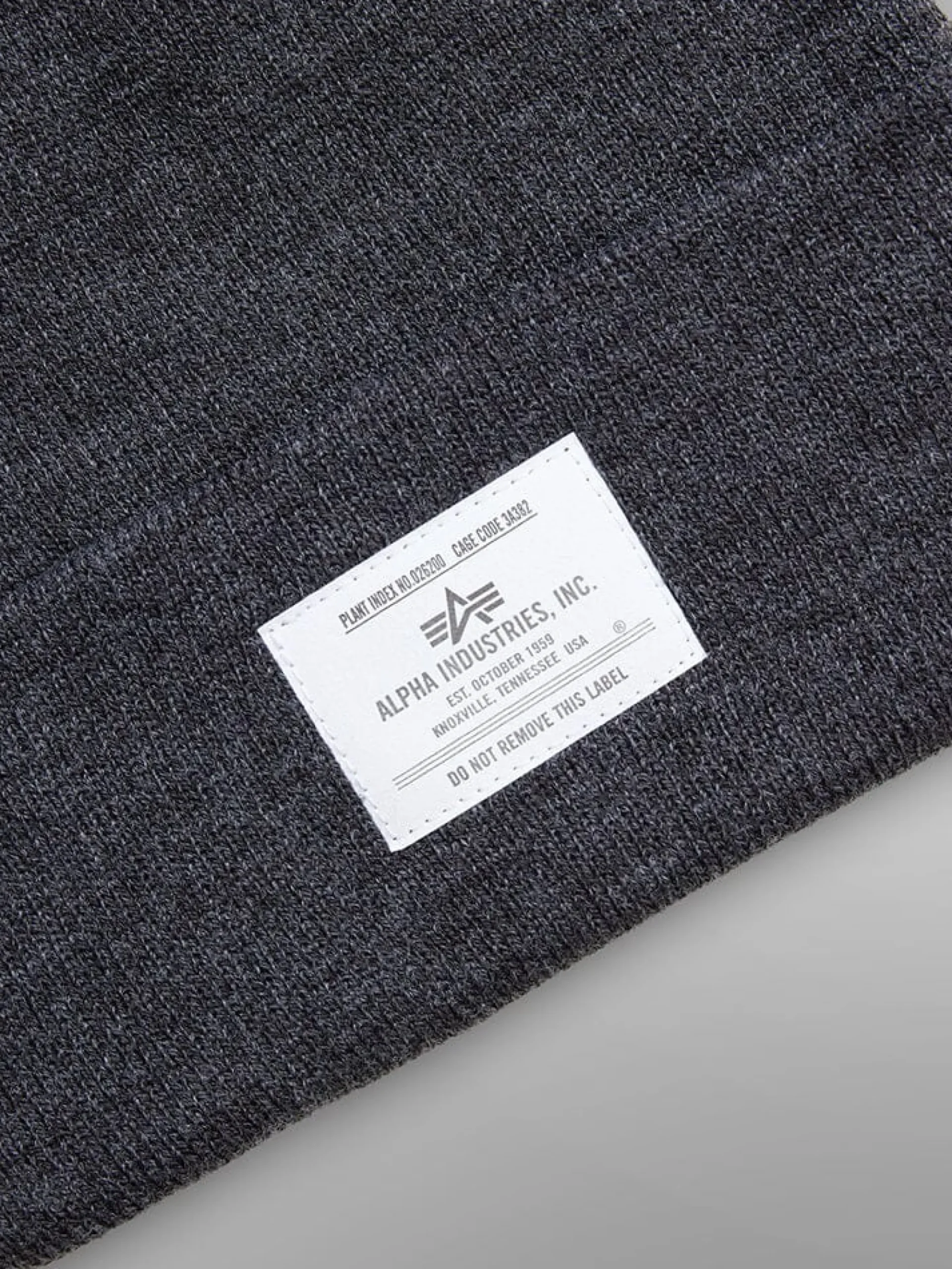 ESSENTIAL BEANIE