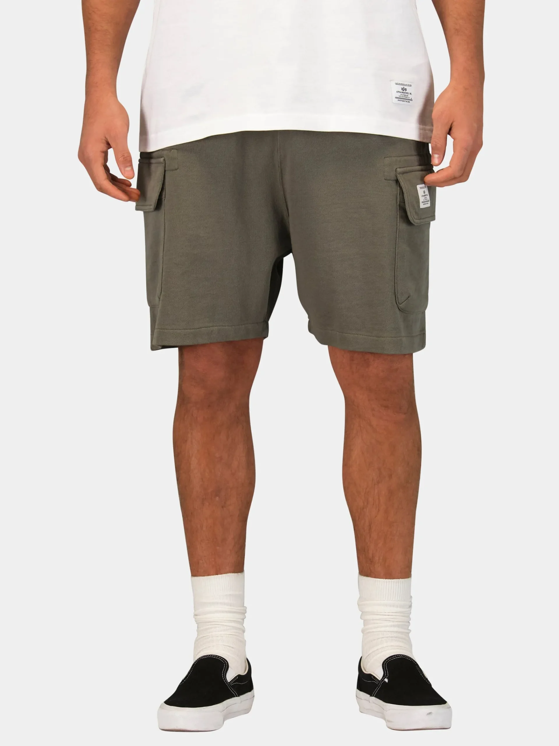 ESSENTIAL CARGO FRENCH TERRY SHORT