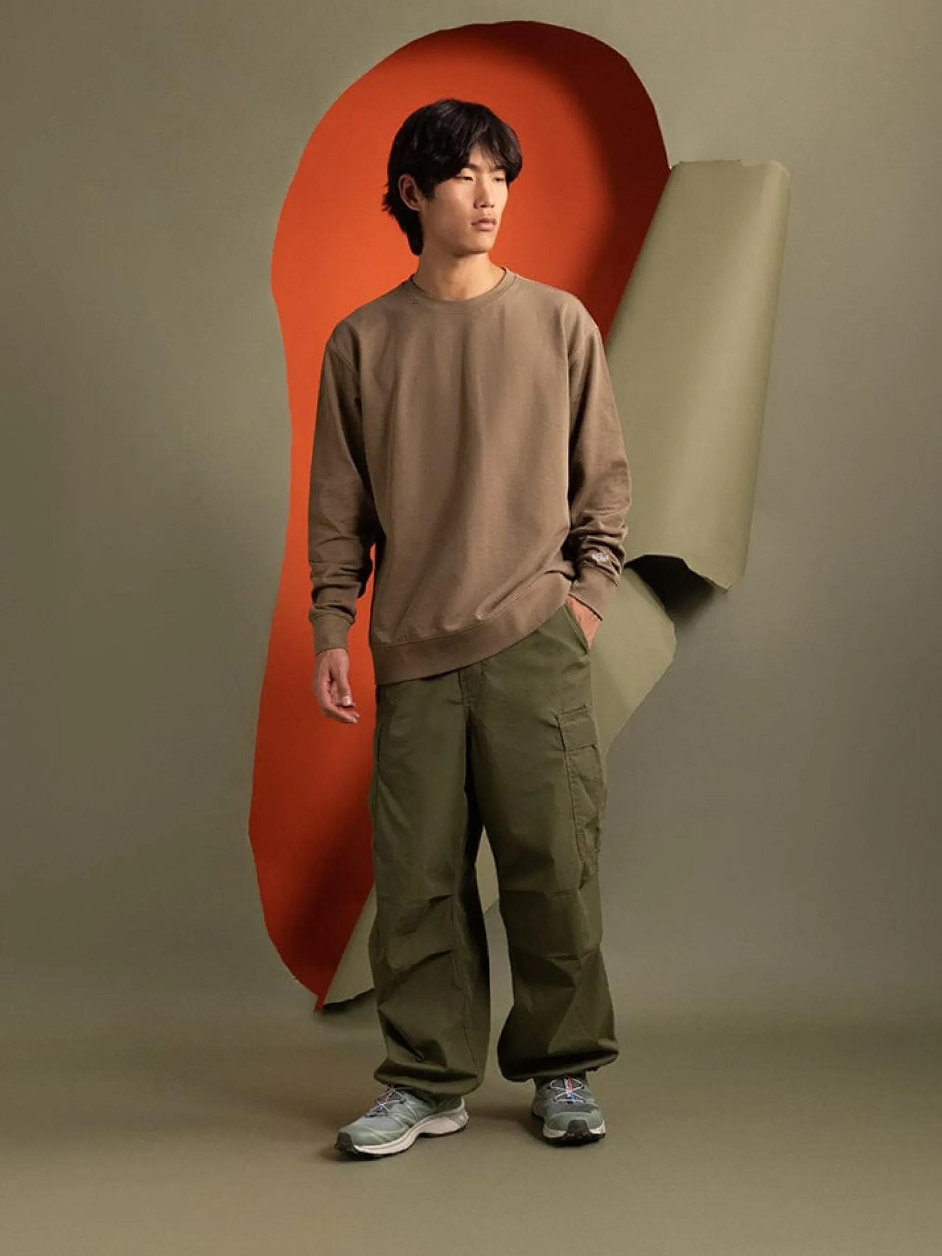ESSENTIAL CREWNECK