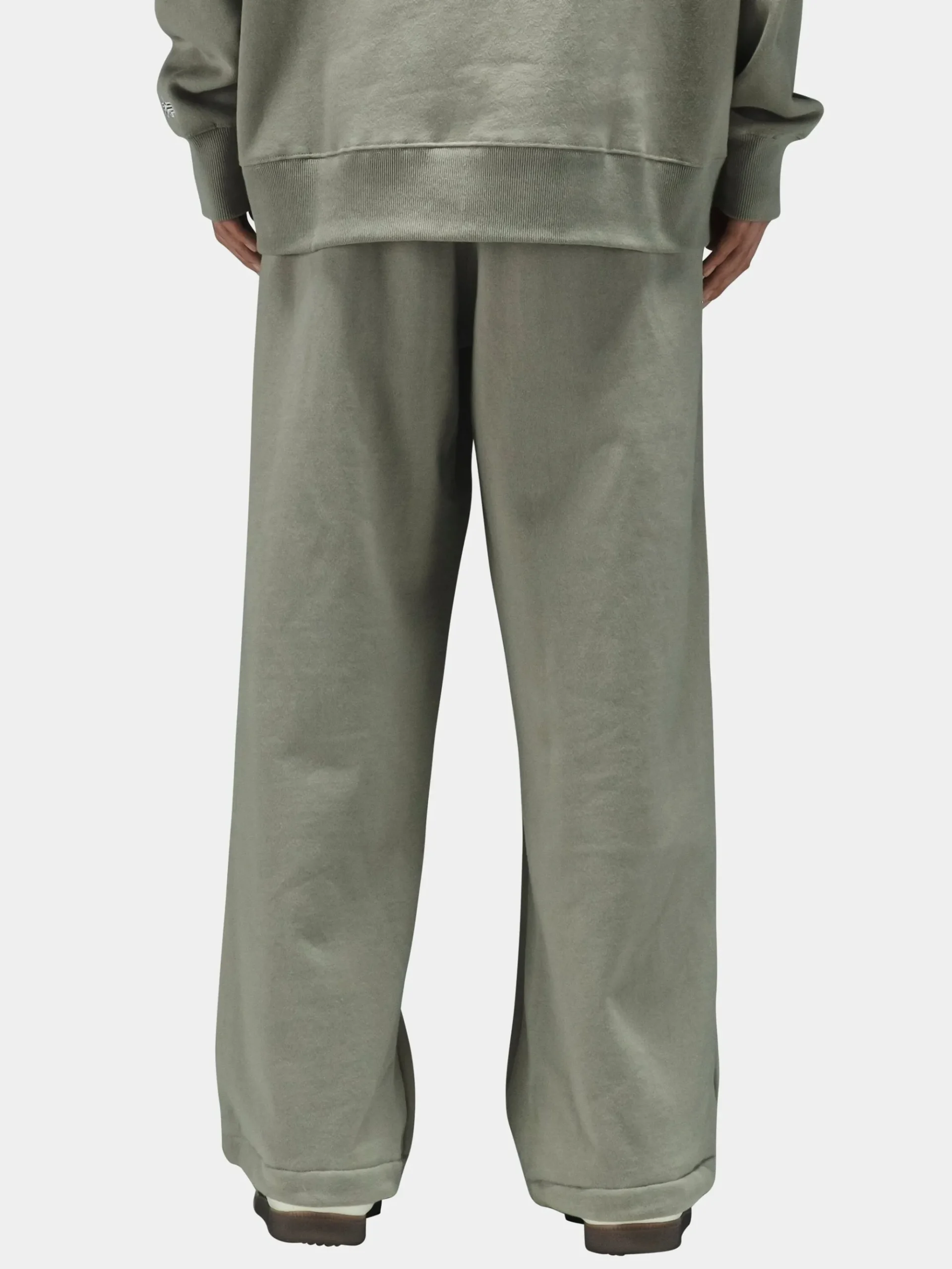ESSENTIAL SWEATPANTS (SEASONAL)