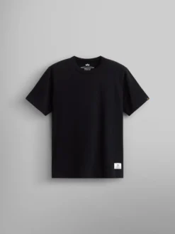 ESSENTIAL TEE