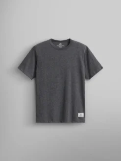 ESSENTIAL TEE
