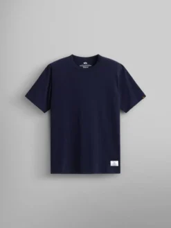 ESSENTIAL TEE