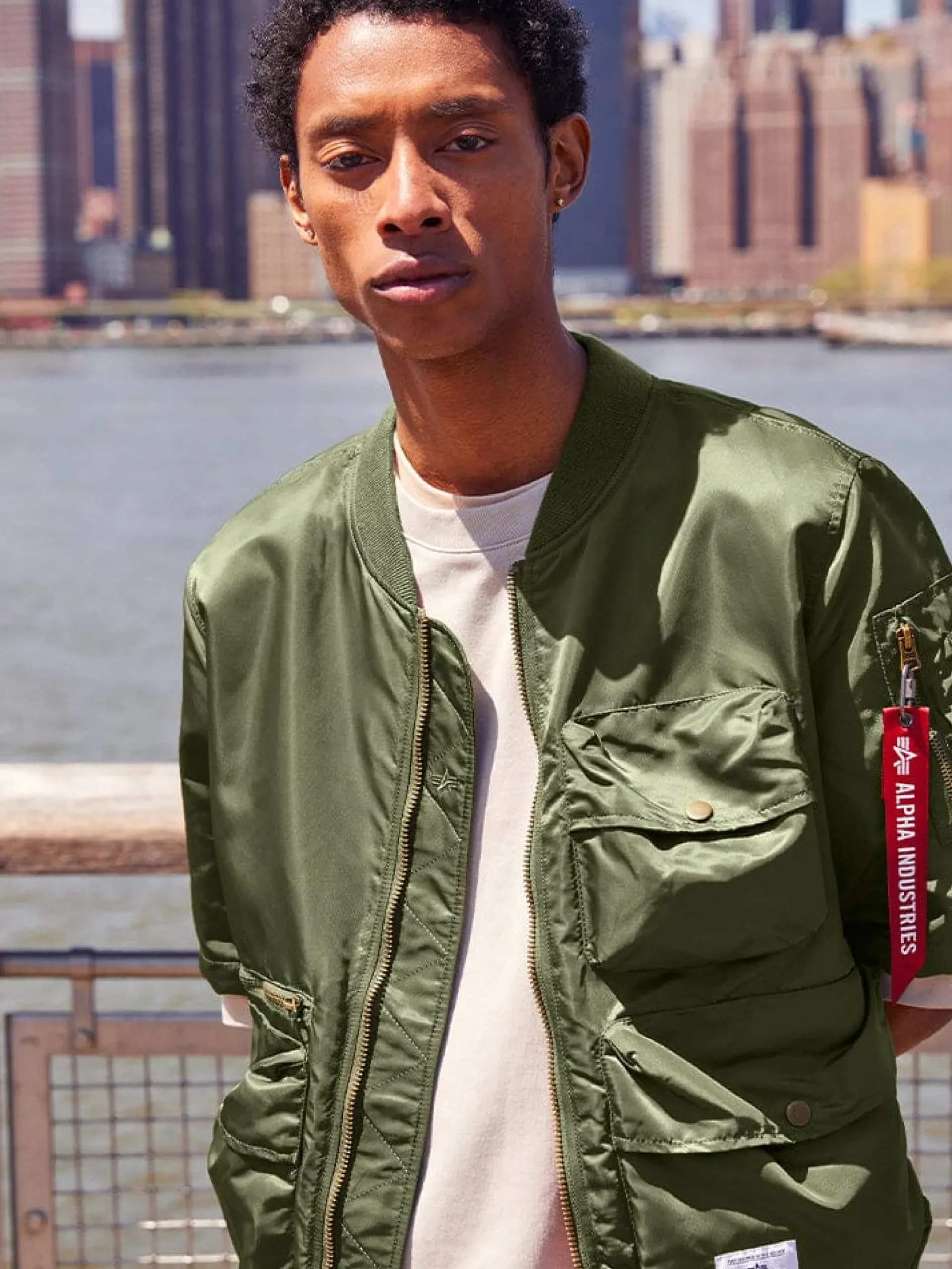 L-2B SHORT SLEEVE BOMBER JACKET