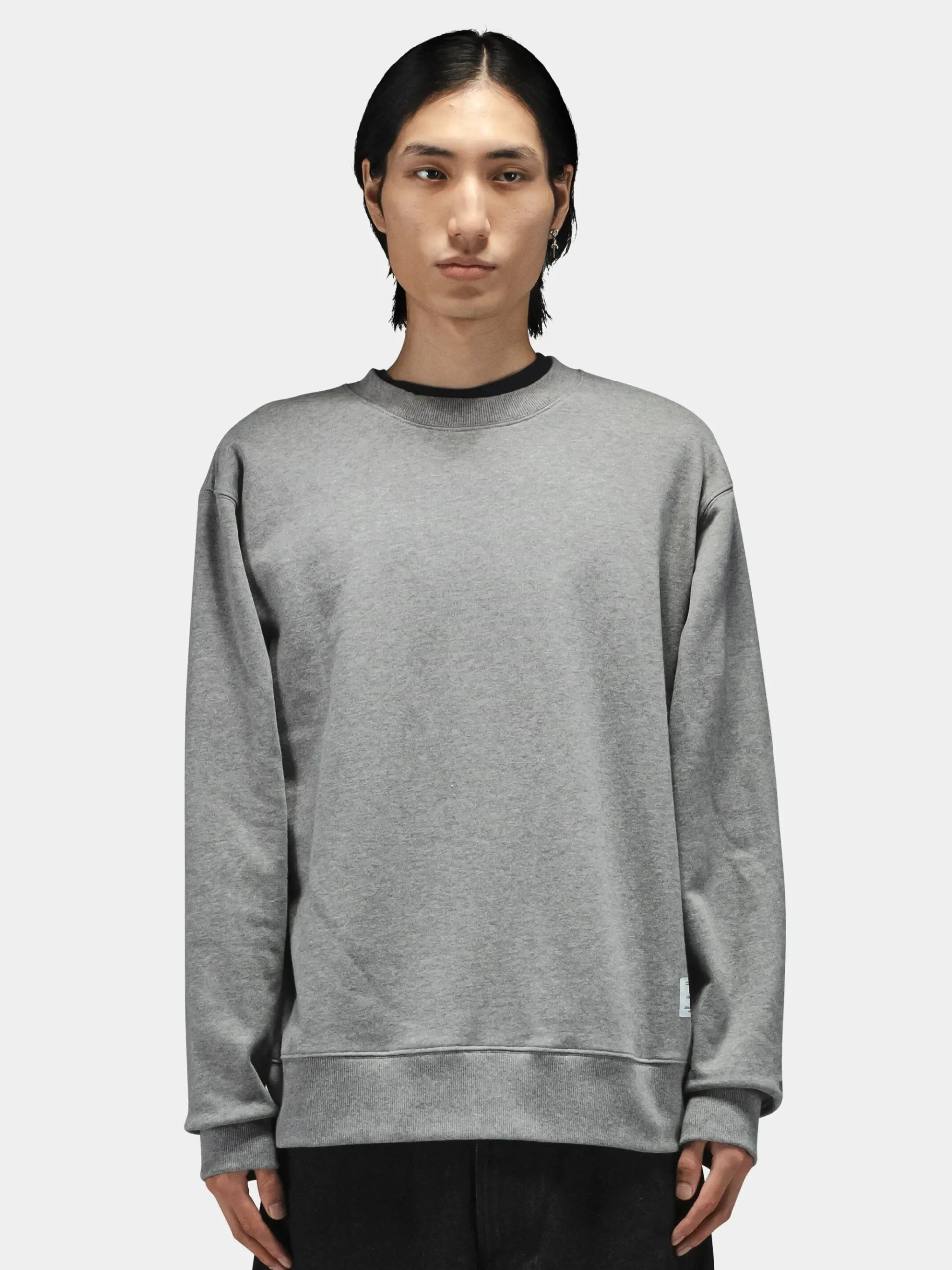 PATCHED CREWNECK