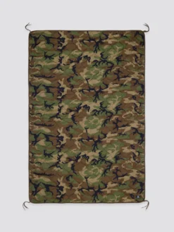 QUILTED BLANKET