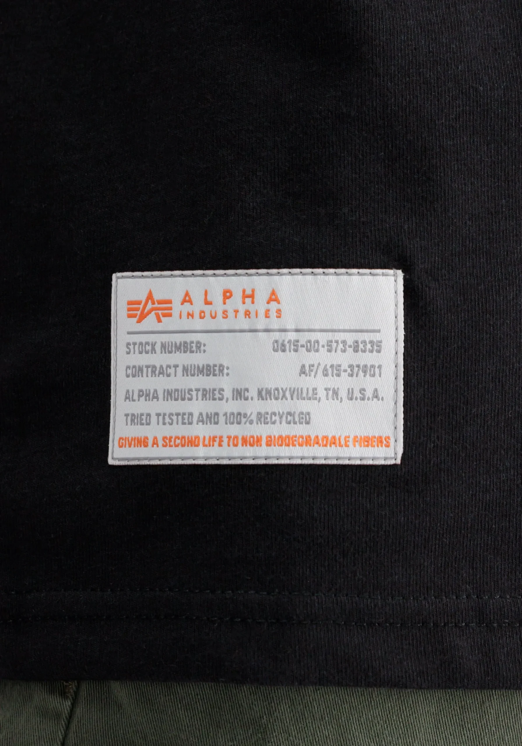RECYCLED LABEL TEE