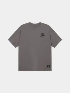 RELAXED EYES ON THE PRIZE TEE