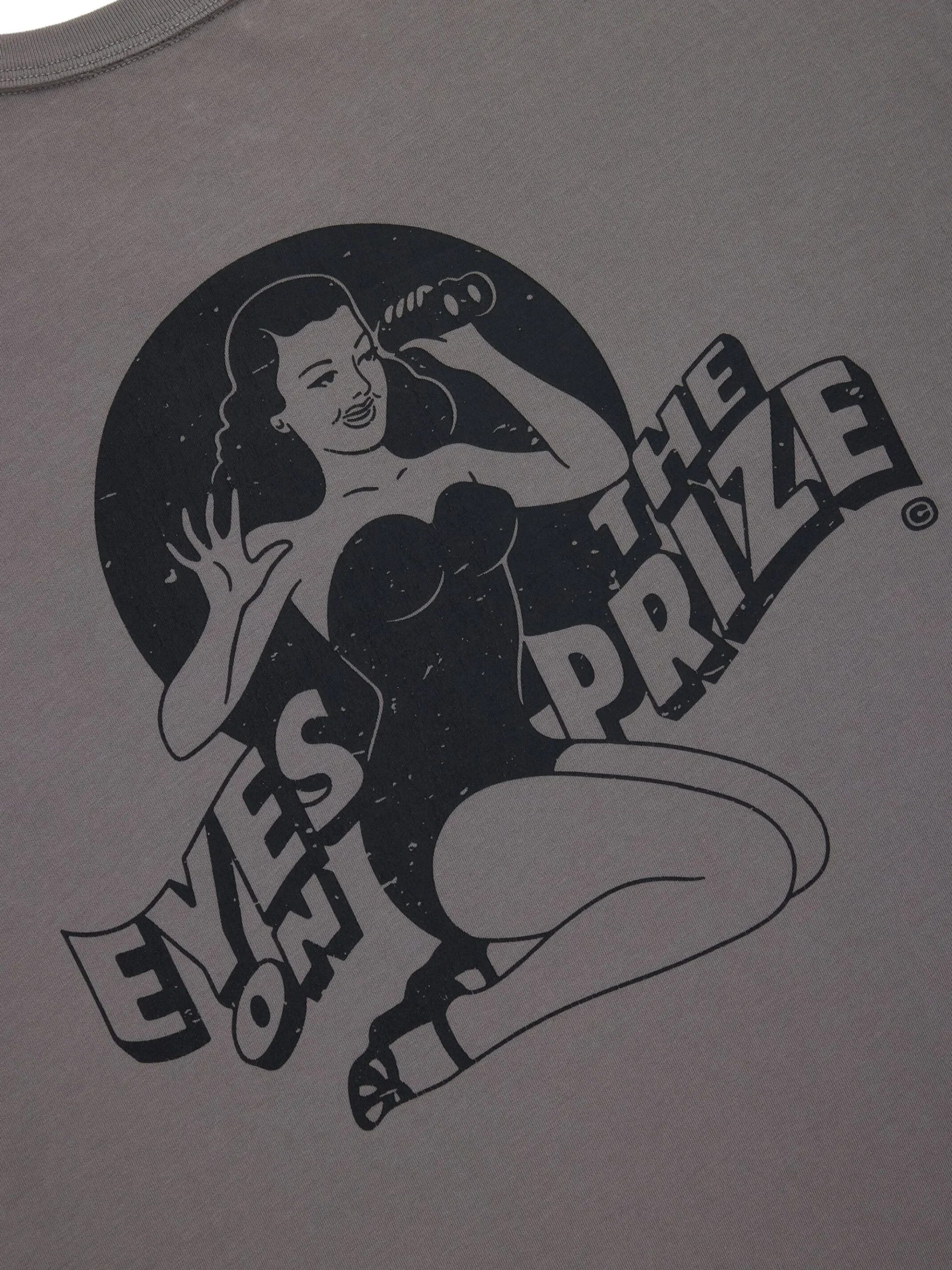 RELAXED EYES ON THE PRIZE TEE