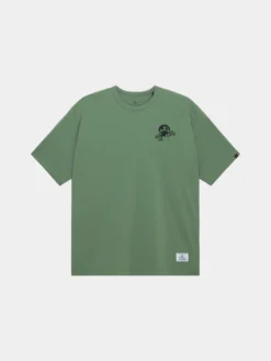 RELAXED EYES ON THE PRIZE TEE