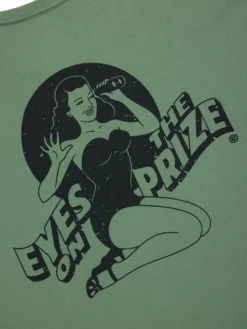RELAXED EYES ON THE PRIZE TEE