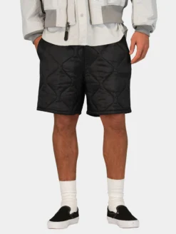 RELAXED QUILTED SHORT
