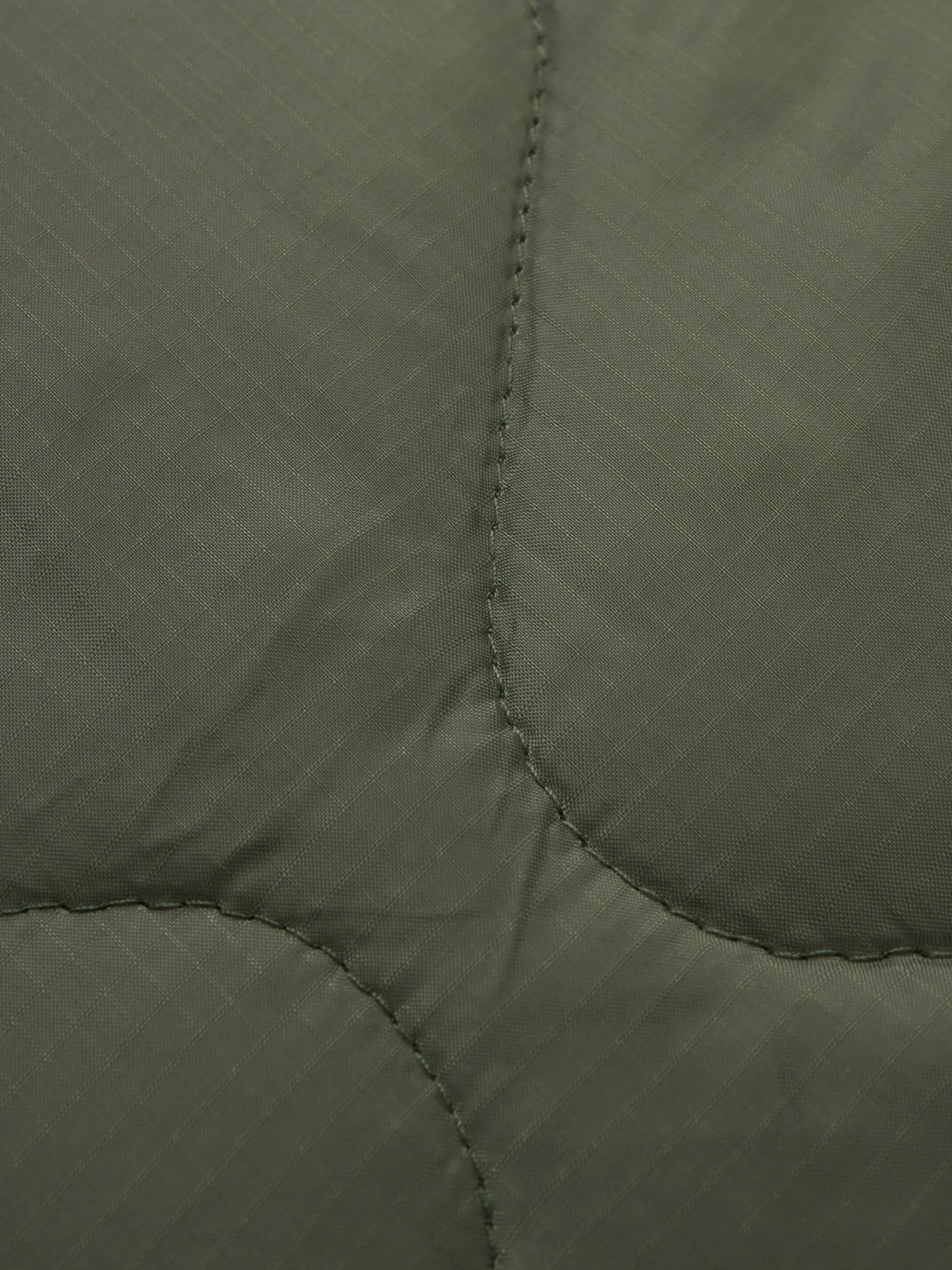 RELAXED QUILTED SHORT