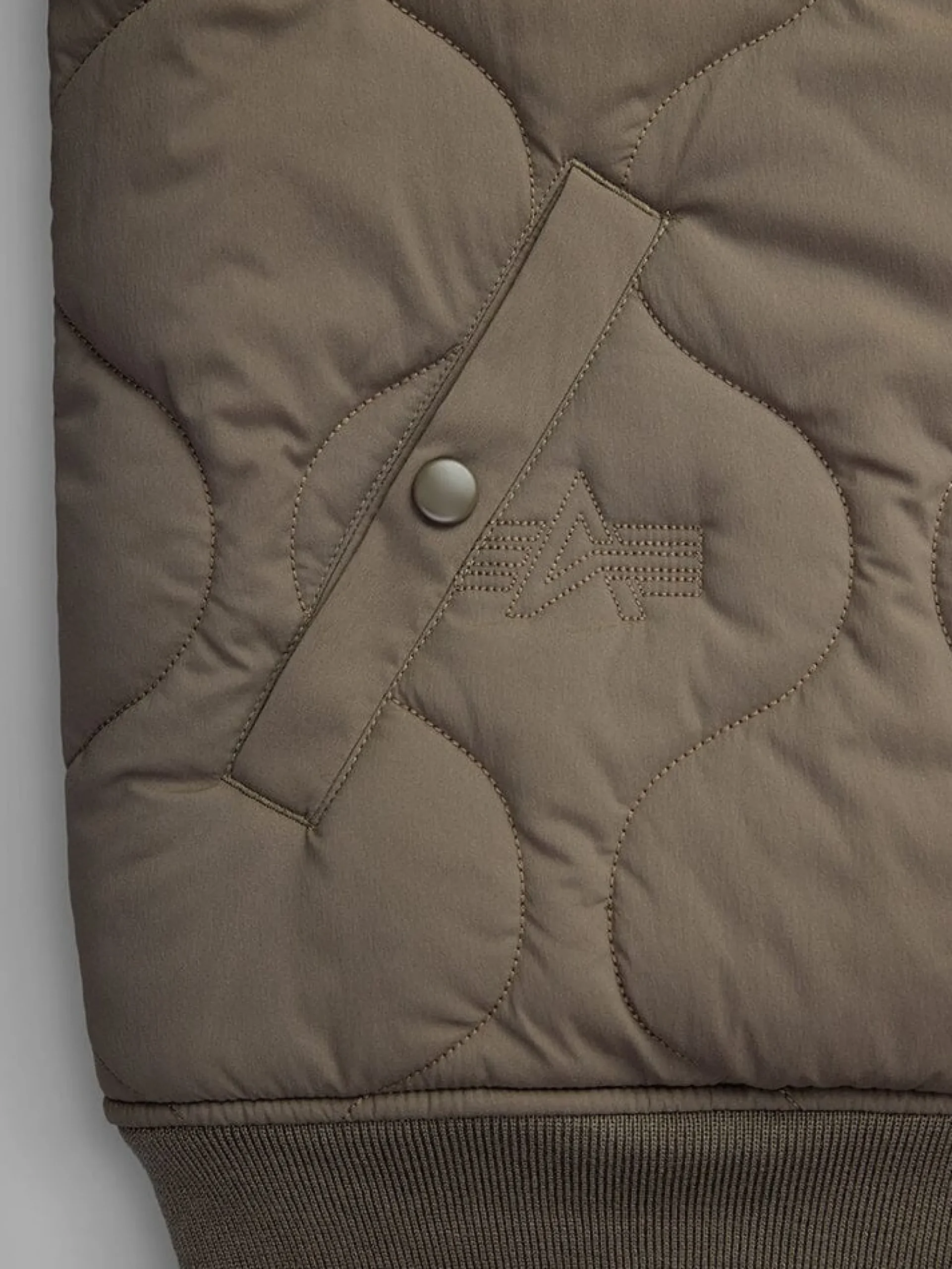 REVERSIBLE ONION QUILTED MA-1 BOMBER JACKET