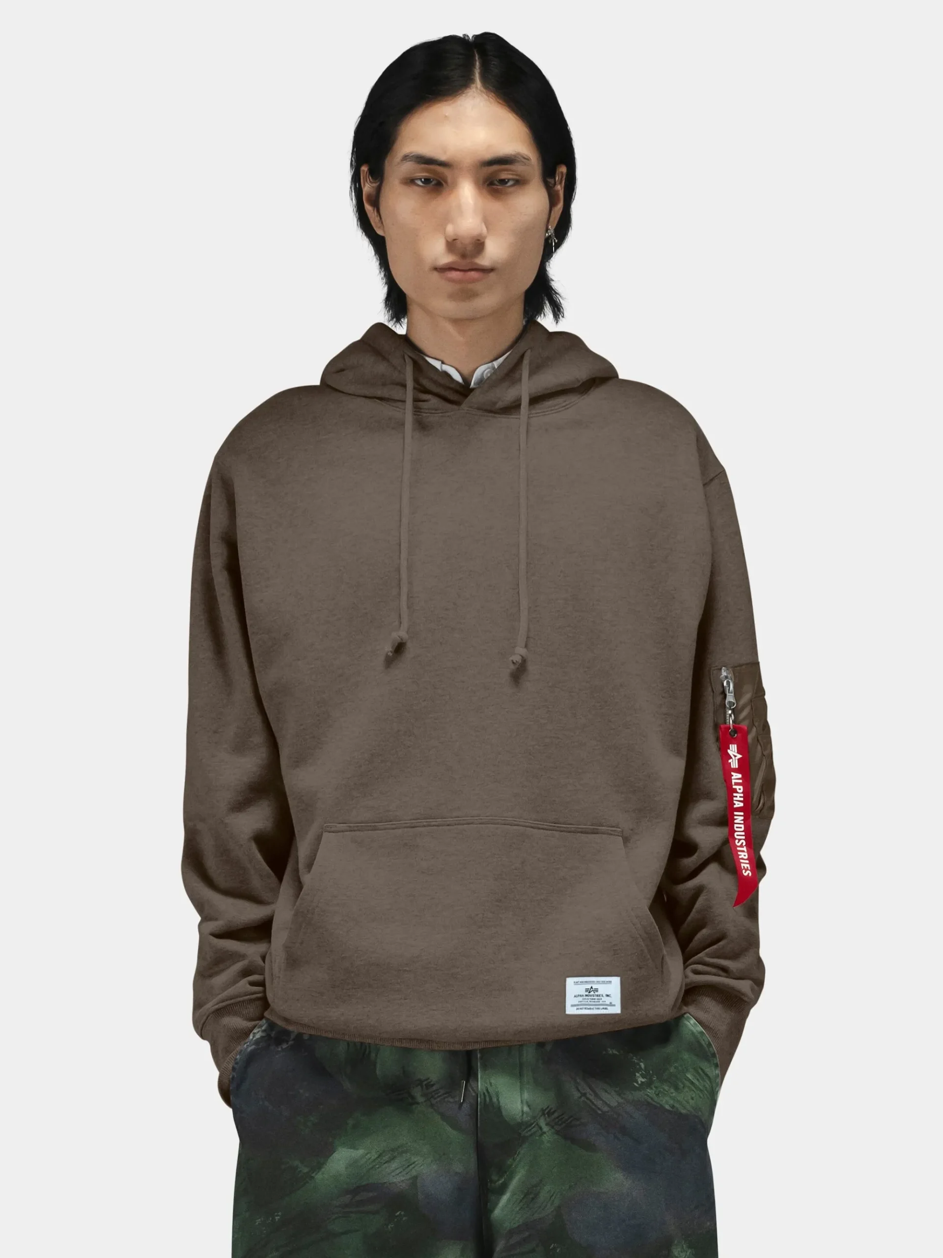 UTILITY POCKET HOODIE