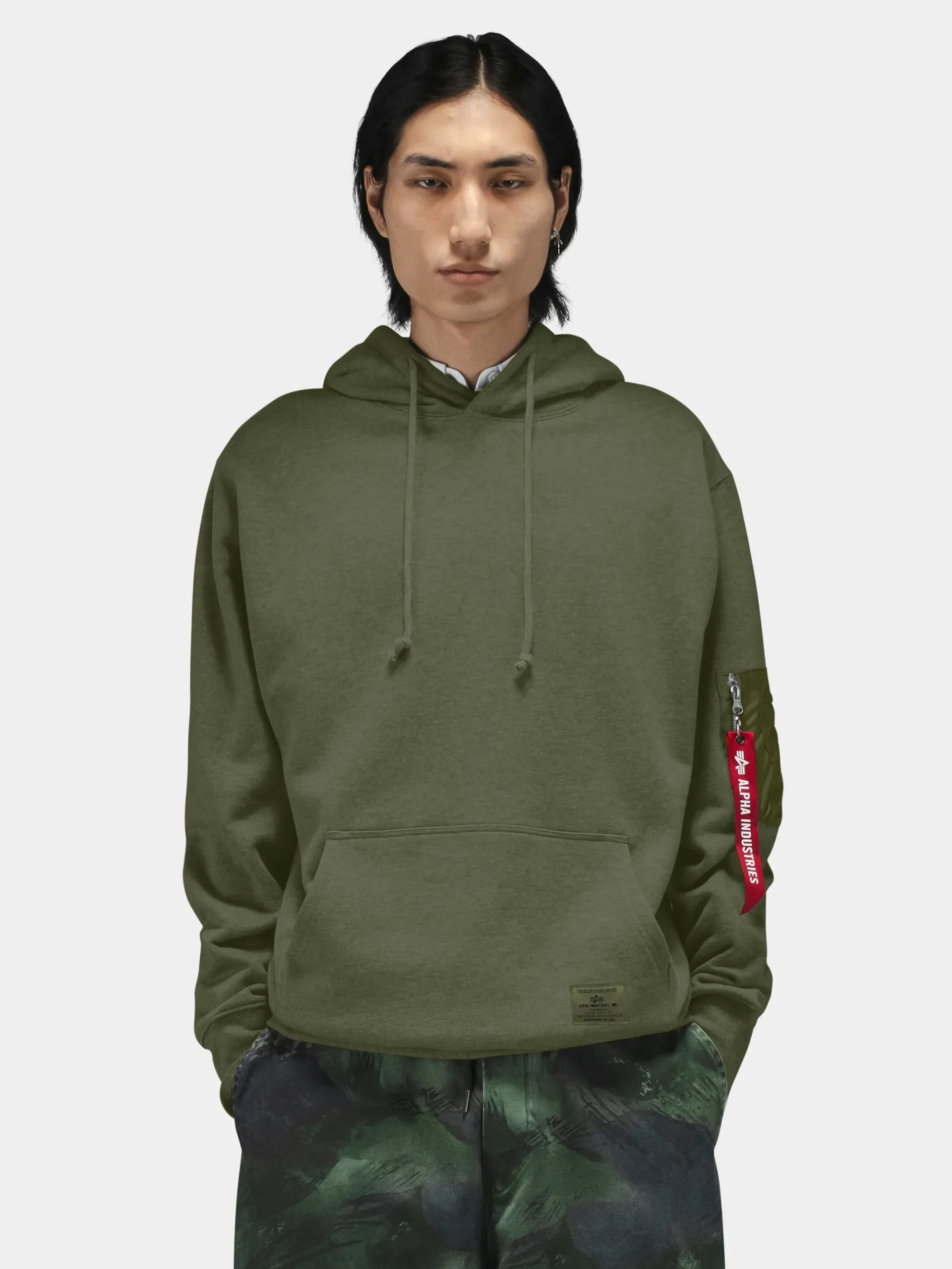 UTILITY POCKET HOODIE