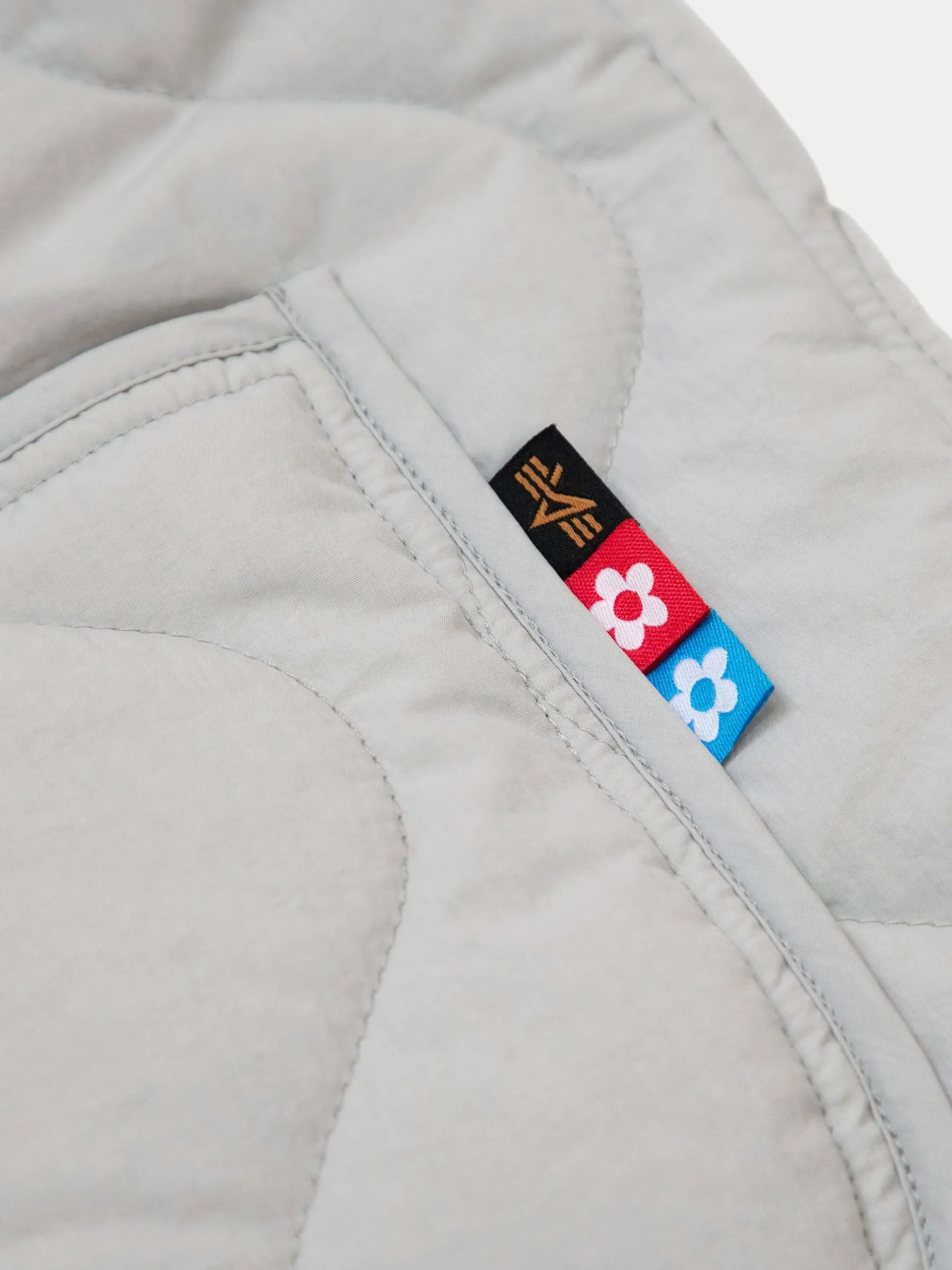 VANDY THE PINK X ALPHA INDUSTRIES LINER JACKET