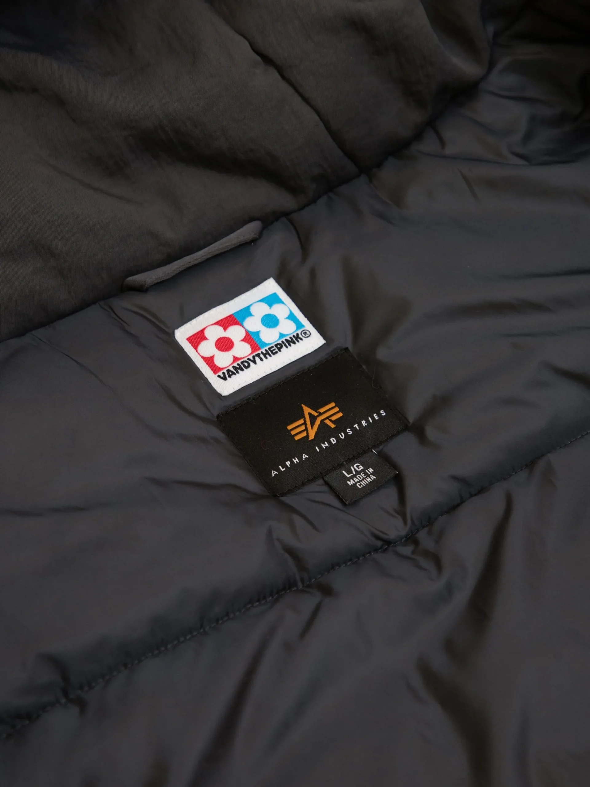 VANDY THE PINK X ALPHA INDUSTRIES ANIMAL JACKET