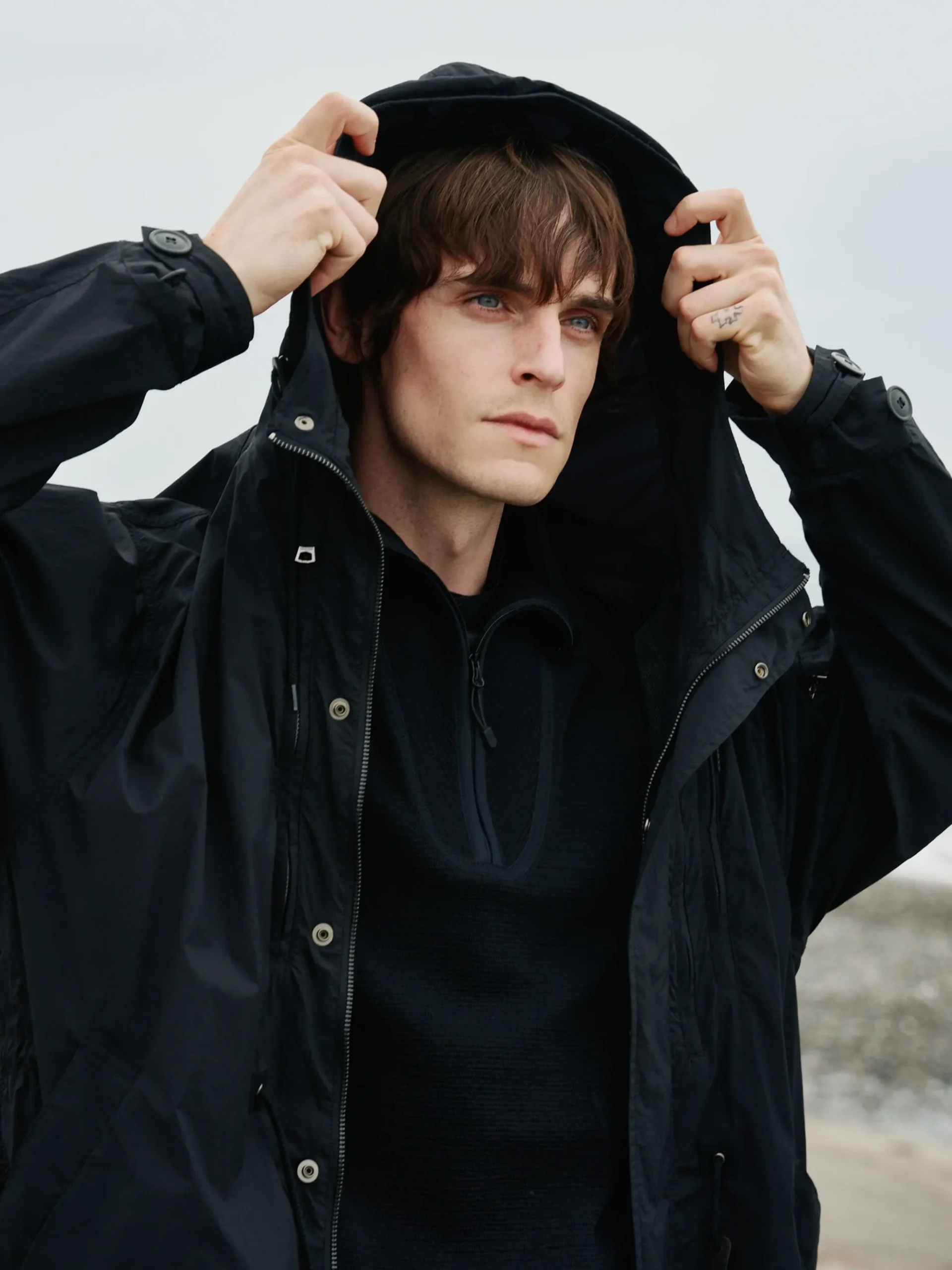 WHITE MOUNTAINEERING X ALPHA FISHTAIL PARKA