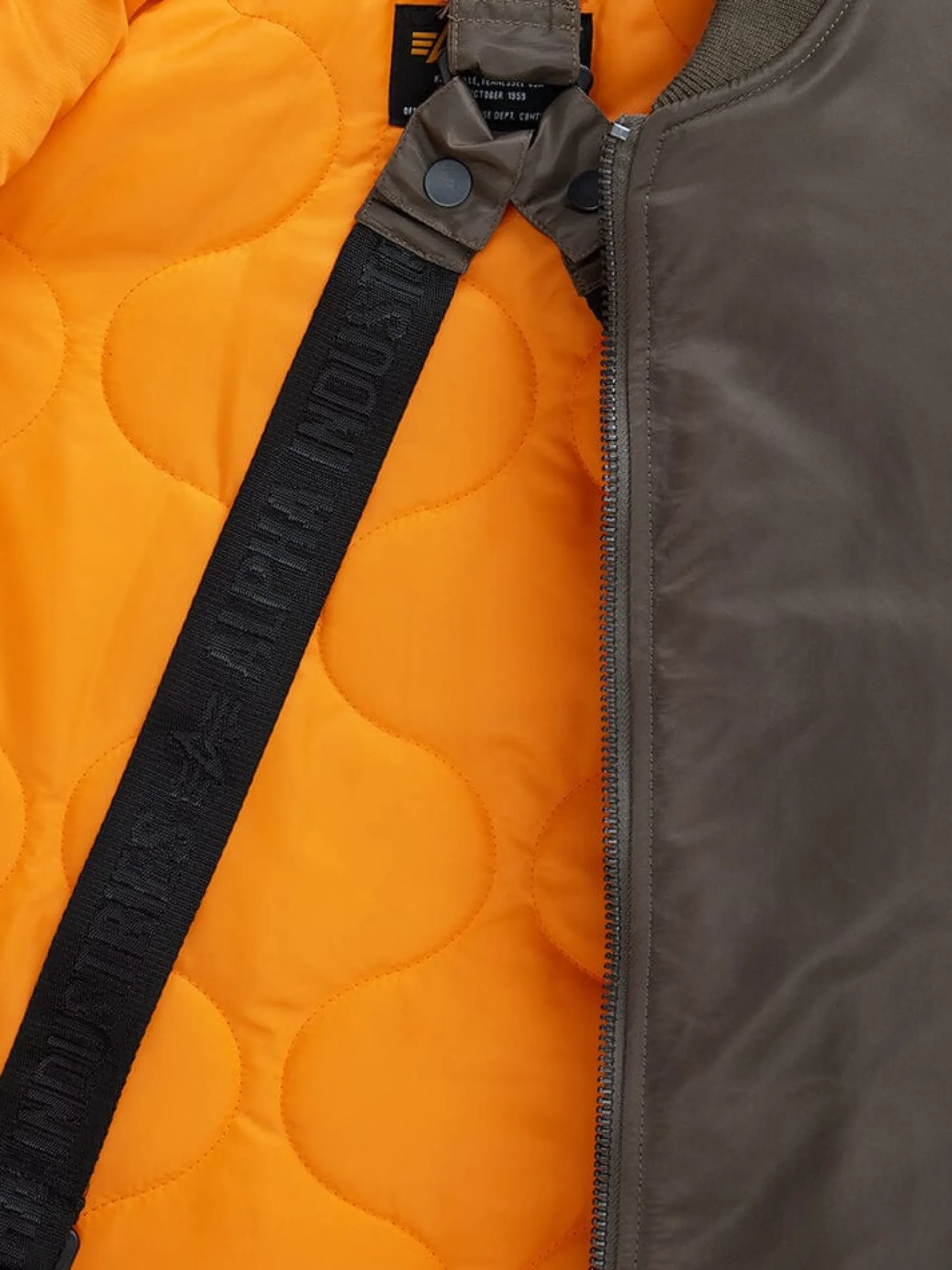 WOMEN'S OVERSIZED MA-1 MOD BOMBER JACKET